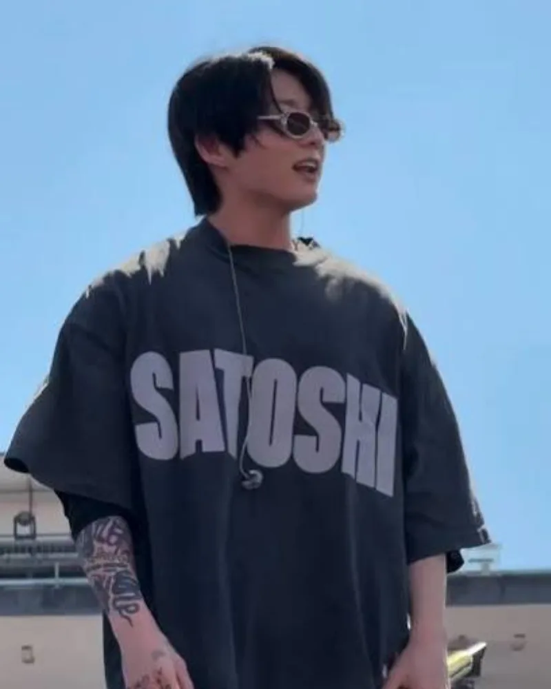 Thiết kế chưa có tên (66) Jungkook Satoshi Oversized T-Shirt – Vintage Washed Black K-Pop Streetwear Tee – image 2 of 2